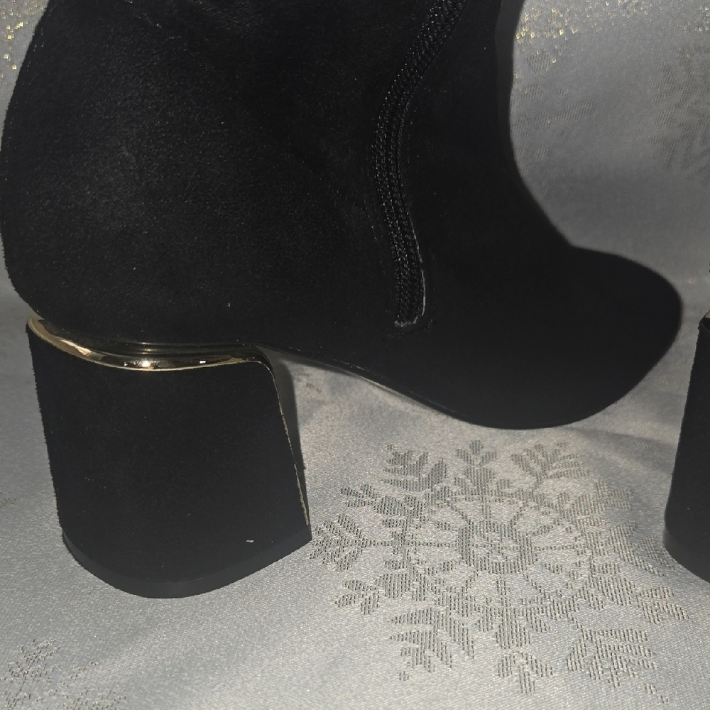 Zara Black Over-the-Knee Boots with Metallic Heel - Picture 8 of 13